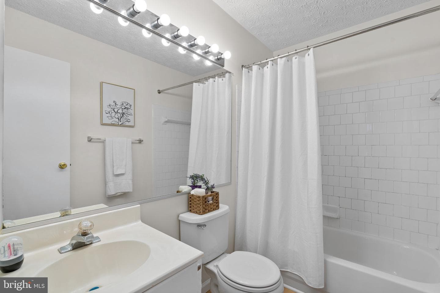 963 Joshua Tree Court photo 15