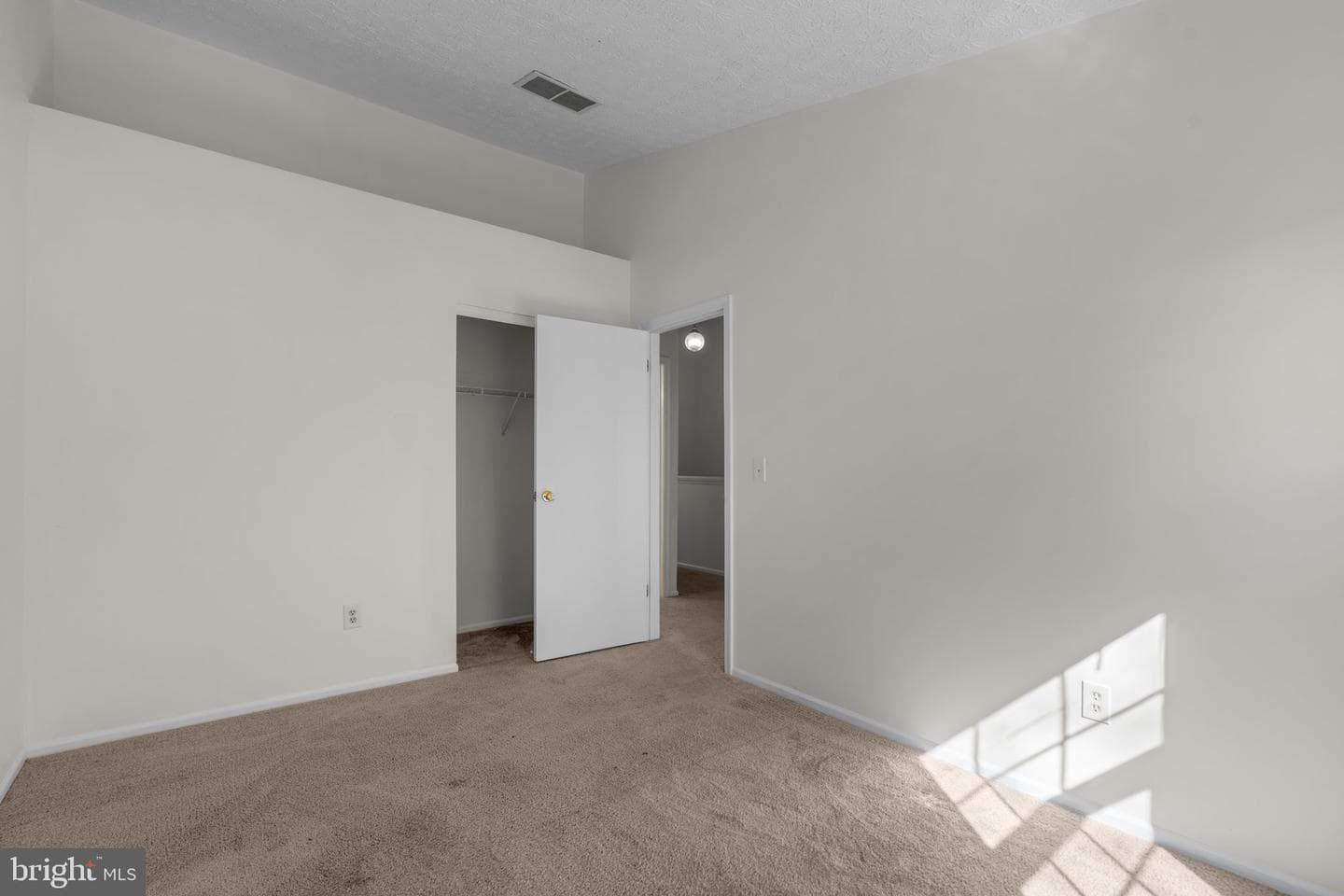 963 Joshua Tree Court photo 19