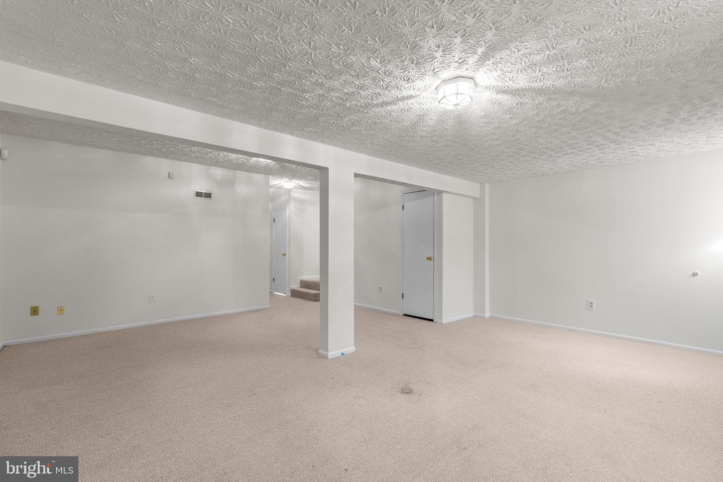 963 Joshua Tree Court photo 23