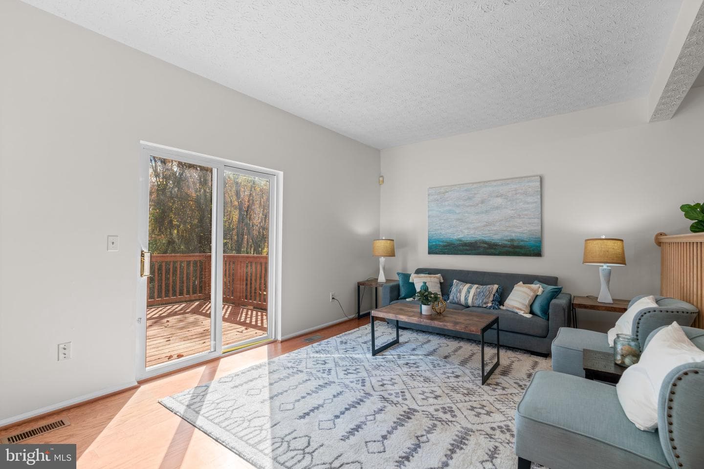963 Joshua Tree Court photo 4