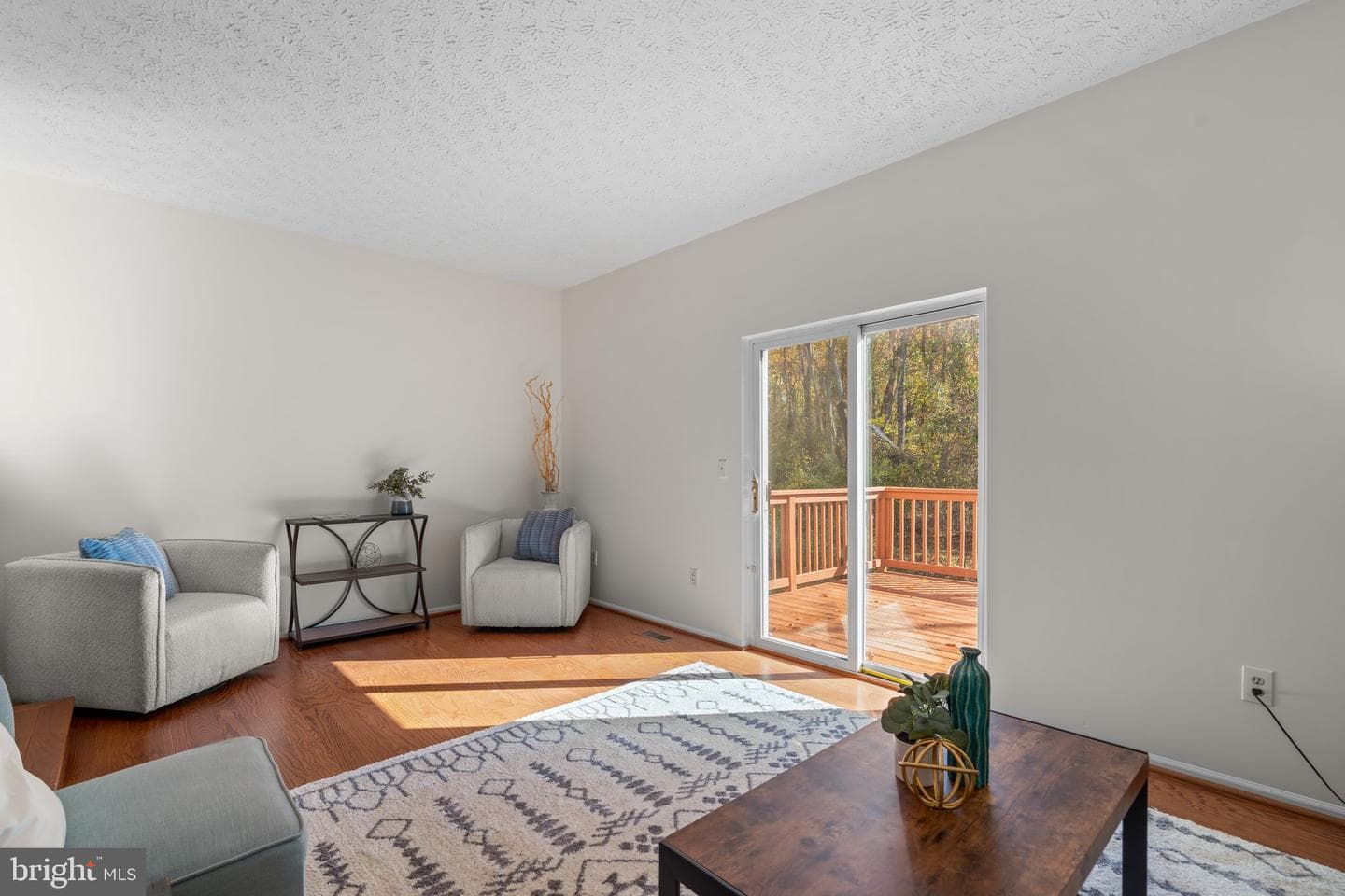963 Joshua Tree Court photo 5
