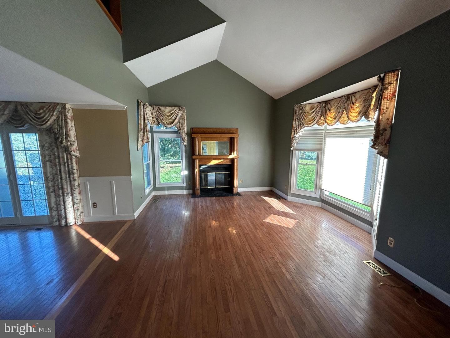 7 Stardust Court photo 12