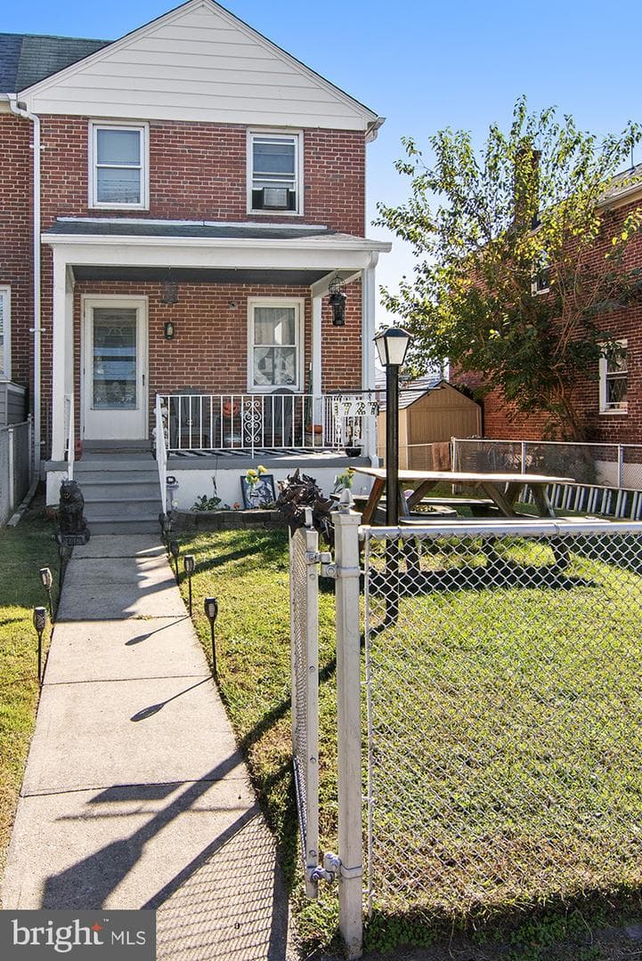 1727 Manor Road