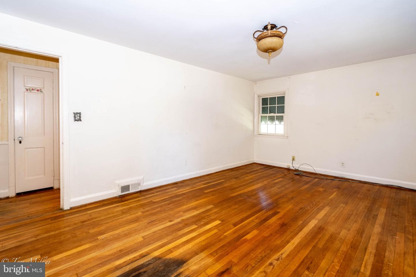517 Worcester Road photo 15