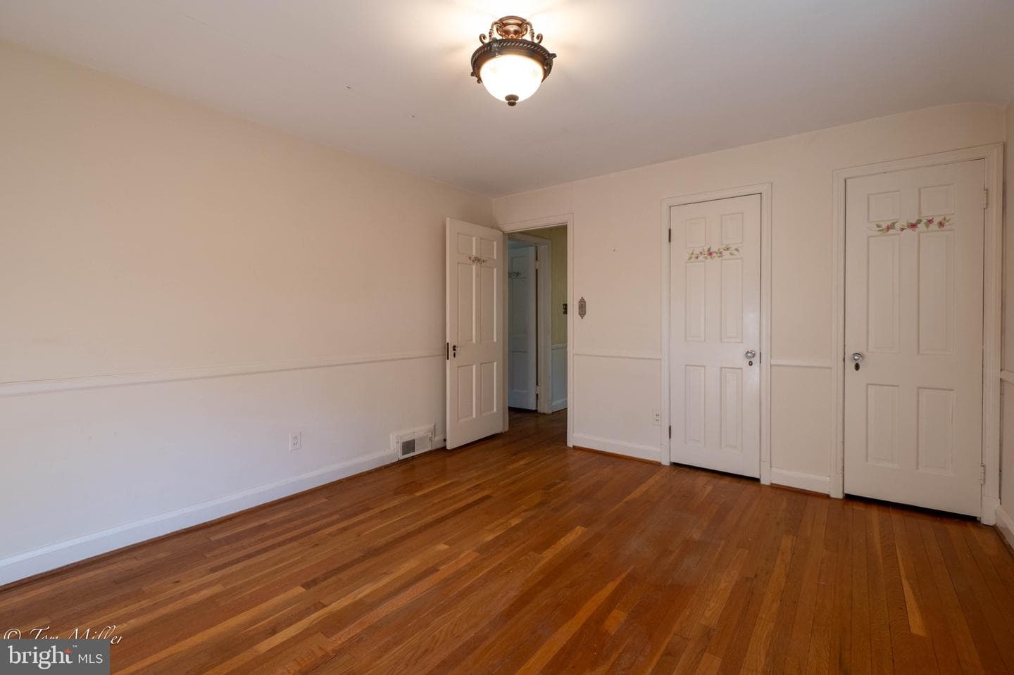 517 Worcester Road photo 21