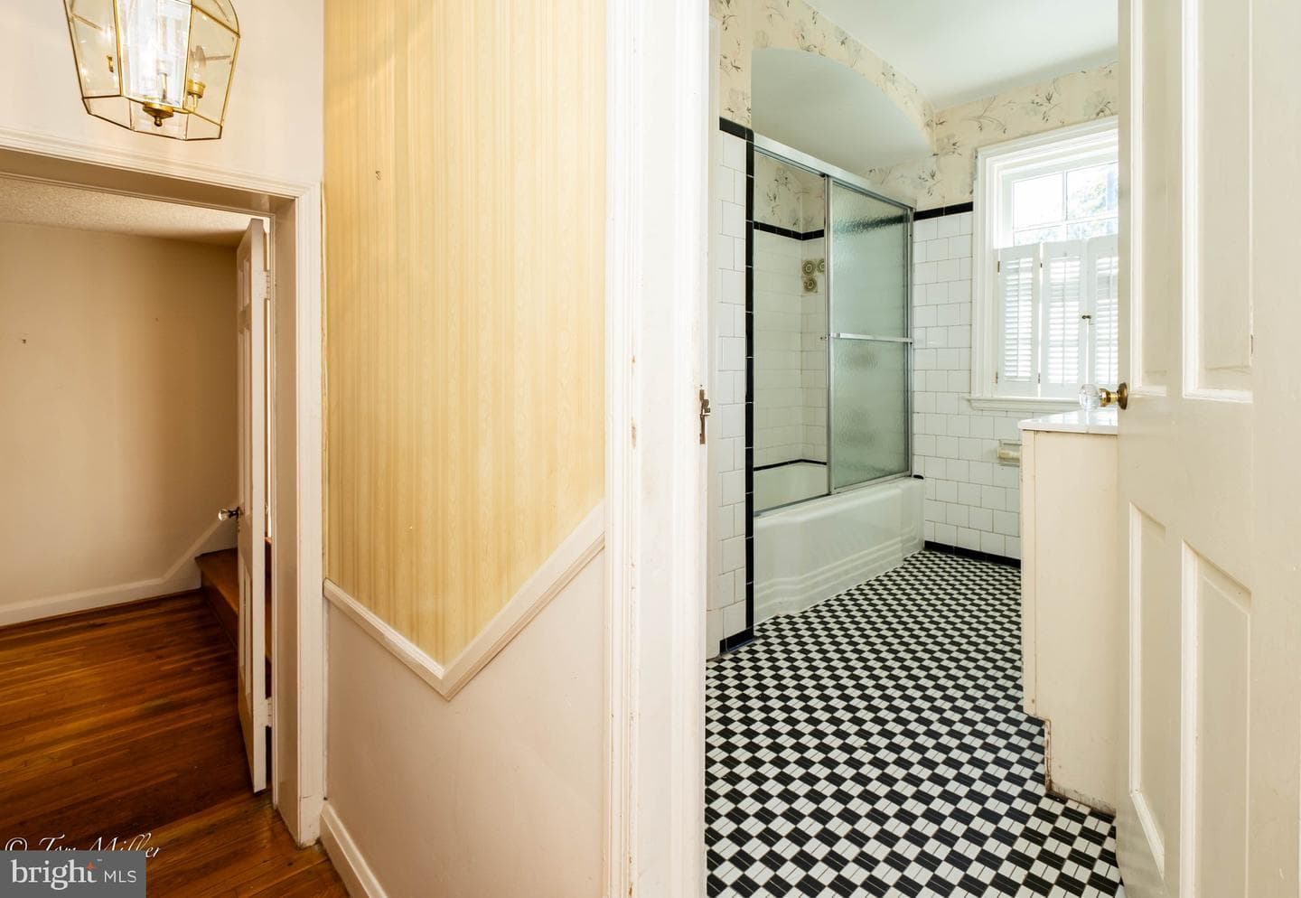 517 Worcester Road photo 23