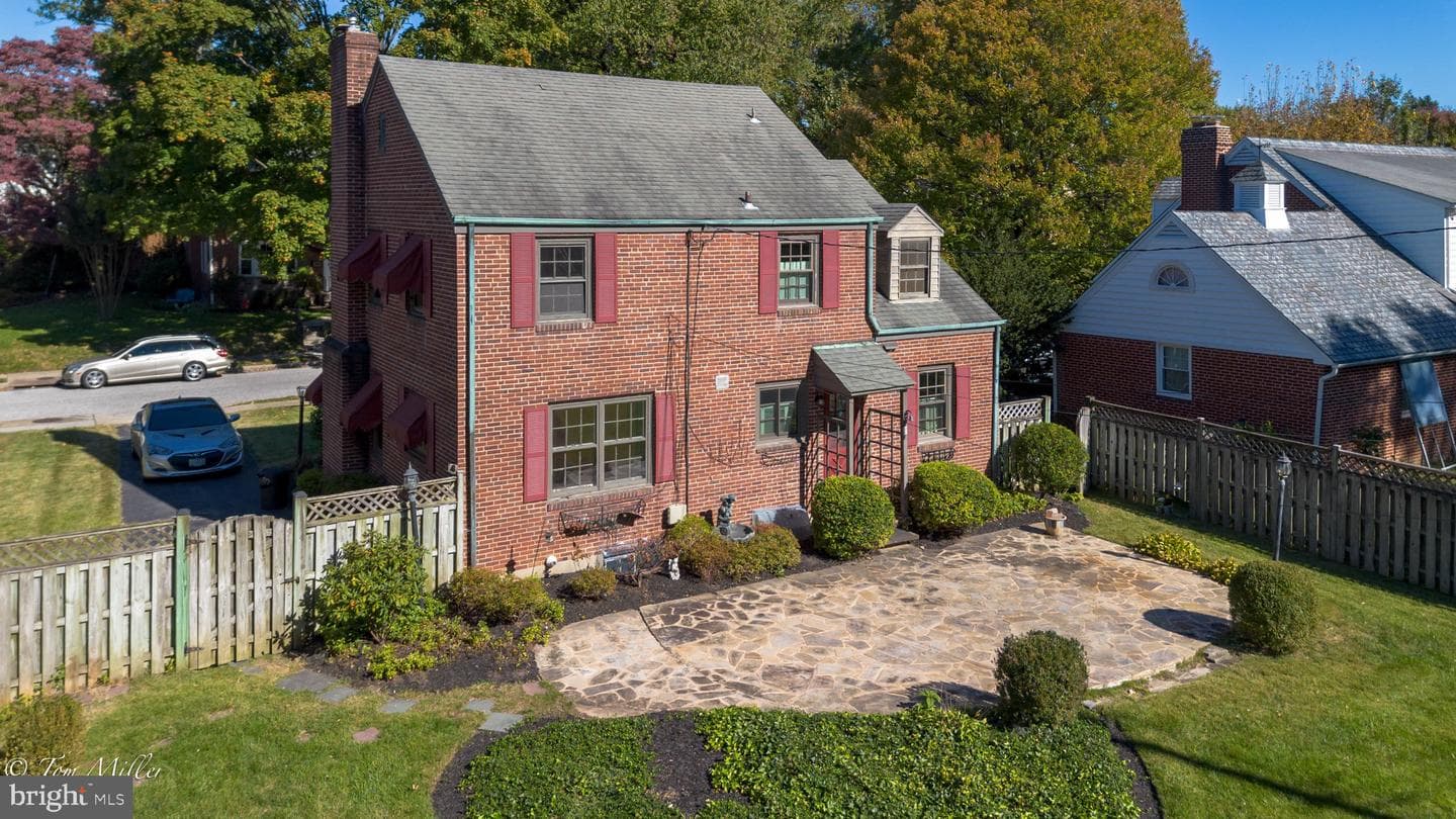 517 Worcester Road photo 30