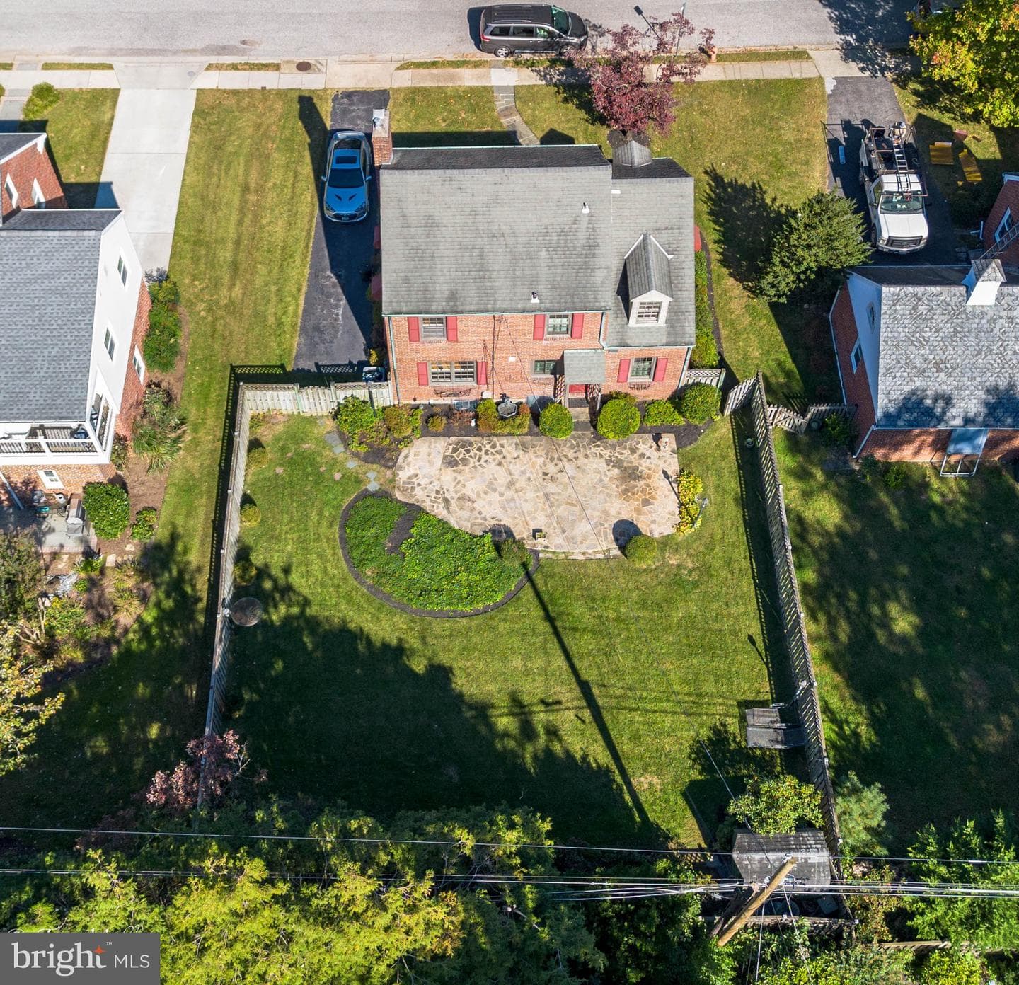 517 Worcester Road photo 34