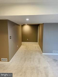 6 Williams Court photo 8