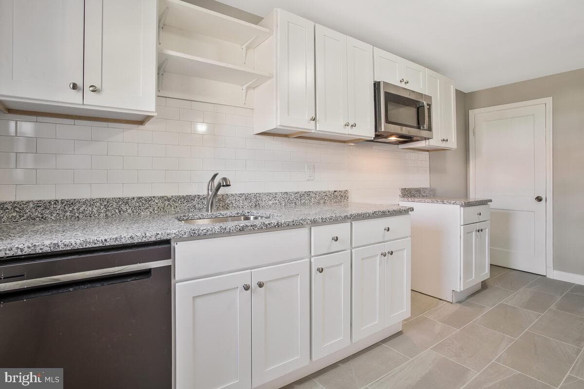 1376 Deanwood Road photo 12