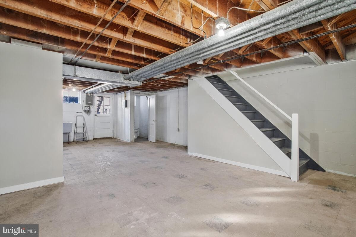 1376 Deanwood Road photo 24
