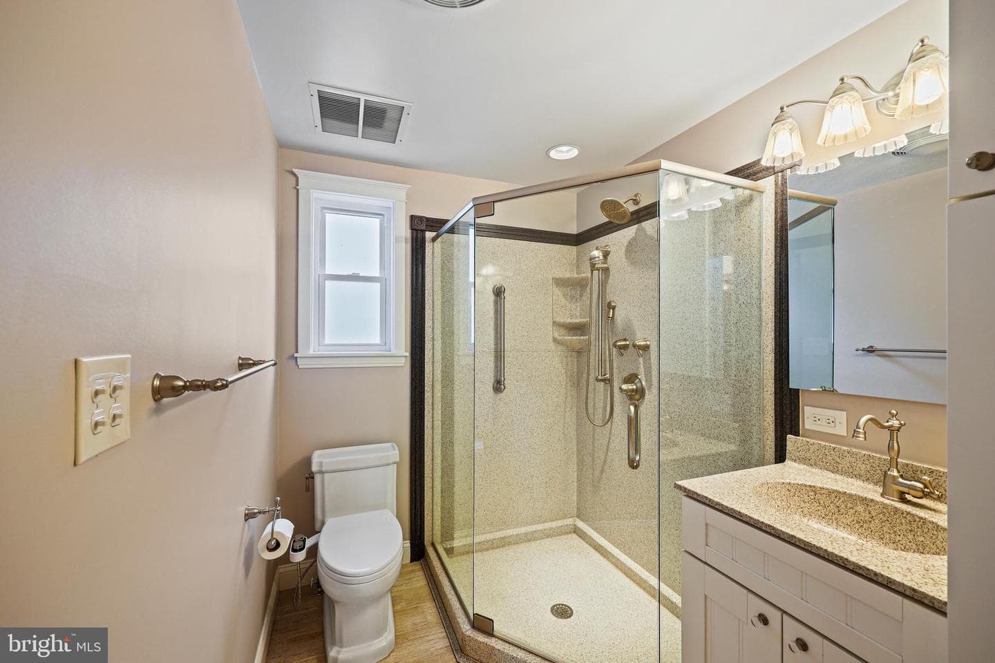 2408 Poplar Drive photo 15