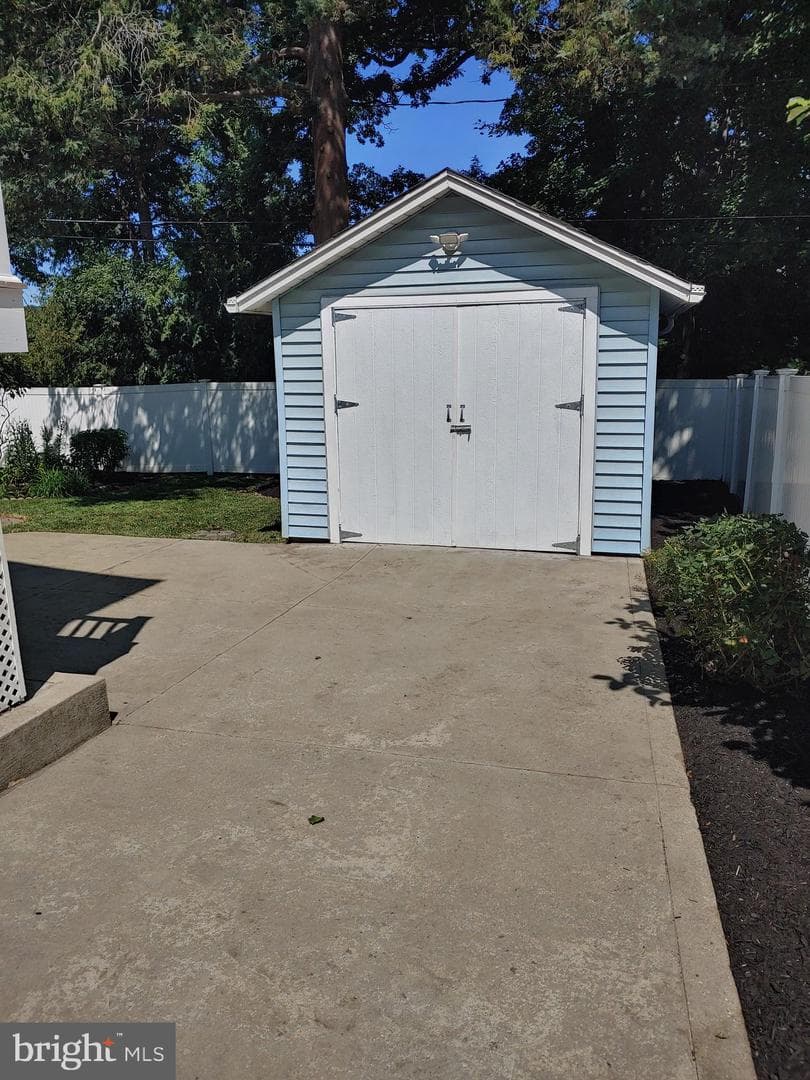 2408 Poplar Drive photo 58