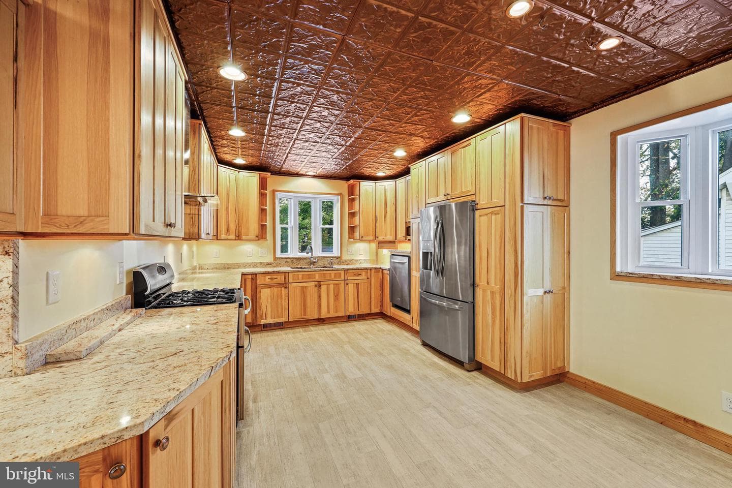 2408 Poplar Drive photo 8