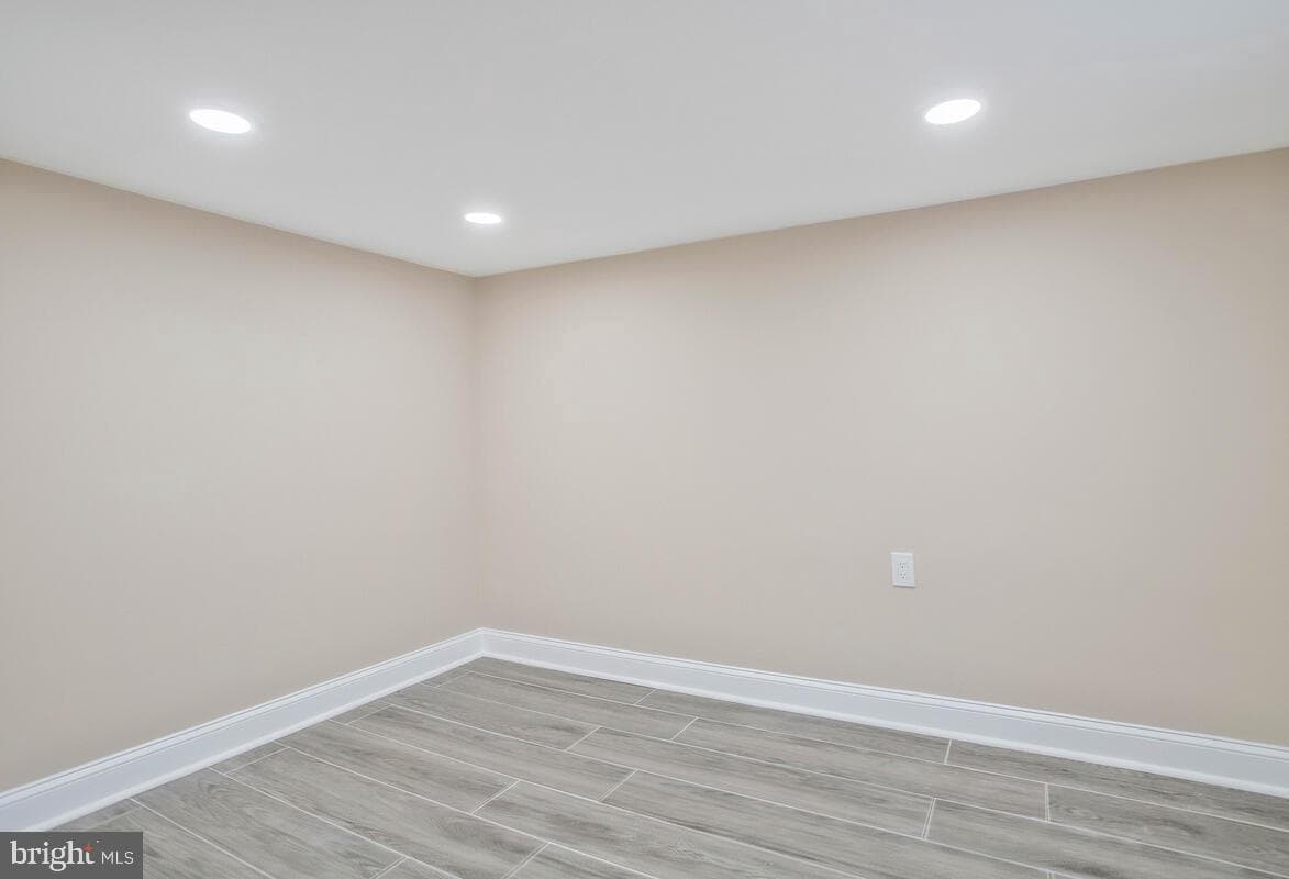 2802 Hillcrest Avenue photo 20