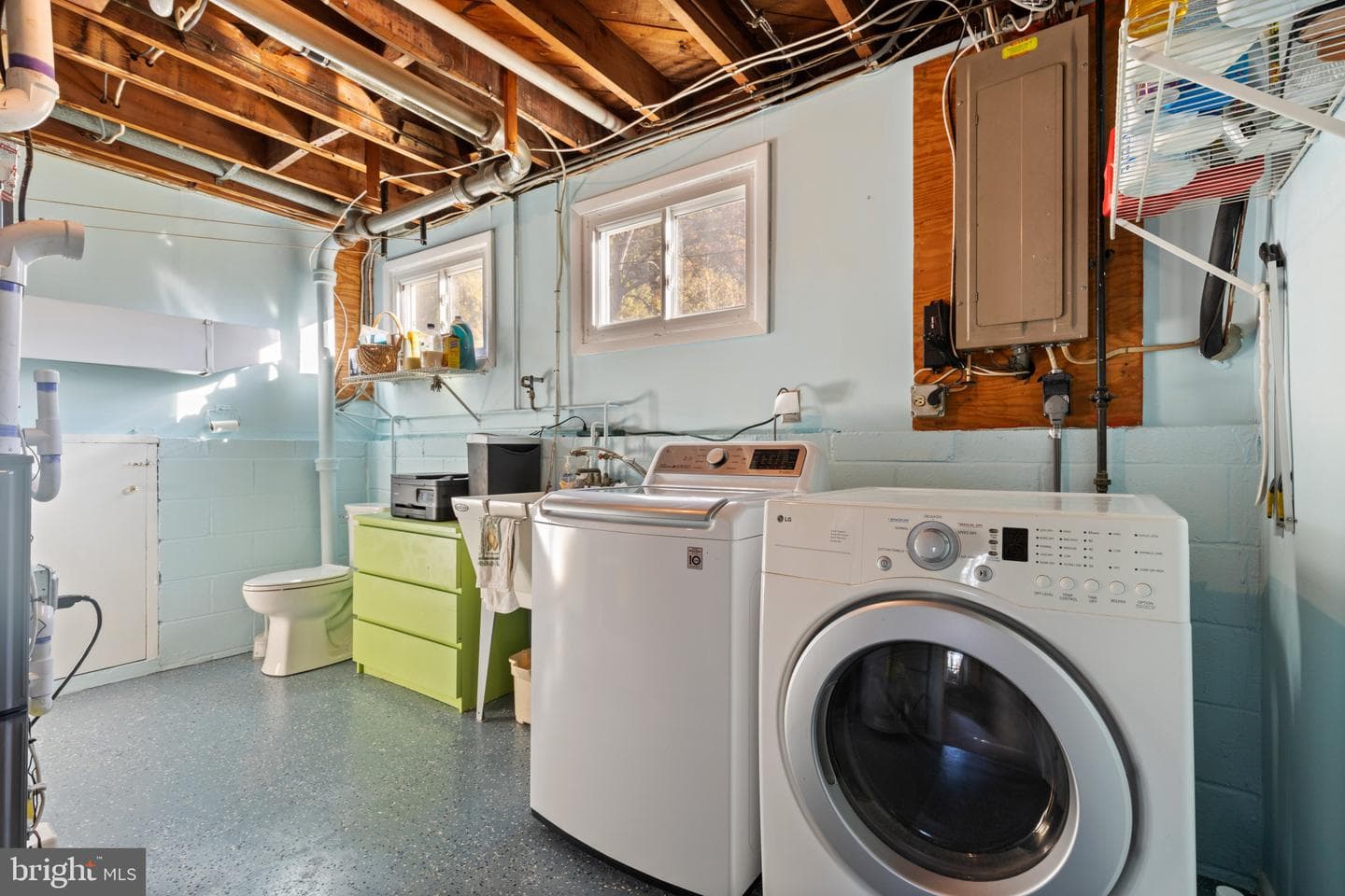 1403 Warwick Drive photo 28