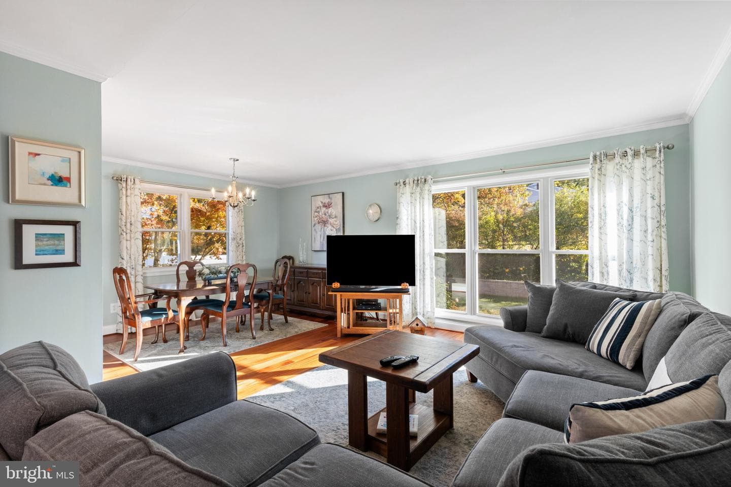 1403 Warwick Drive photo 8