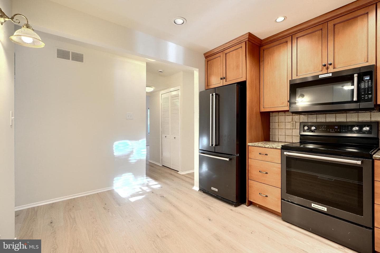 12118 Velvet Hill Drive photo 17