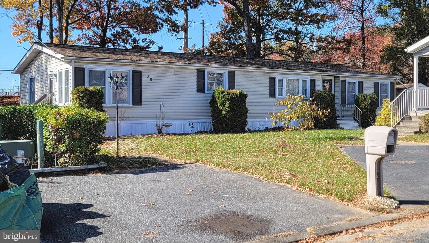 38 Tearose Dr photo 1
