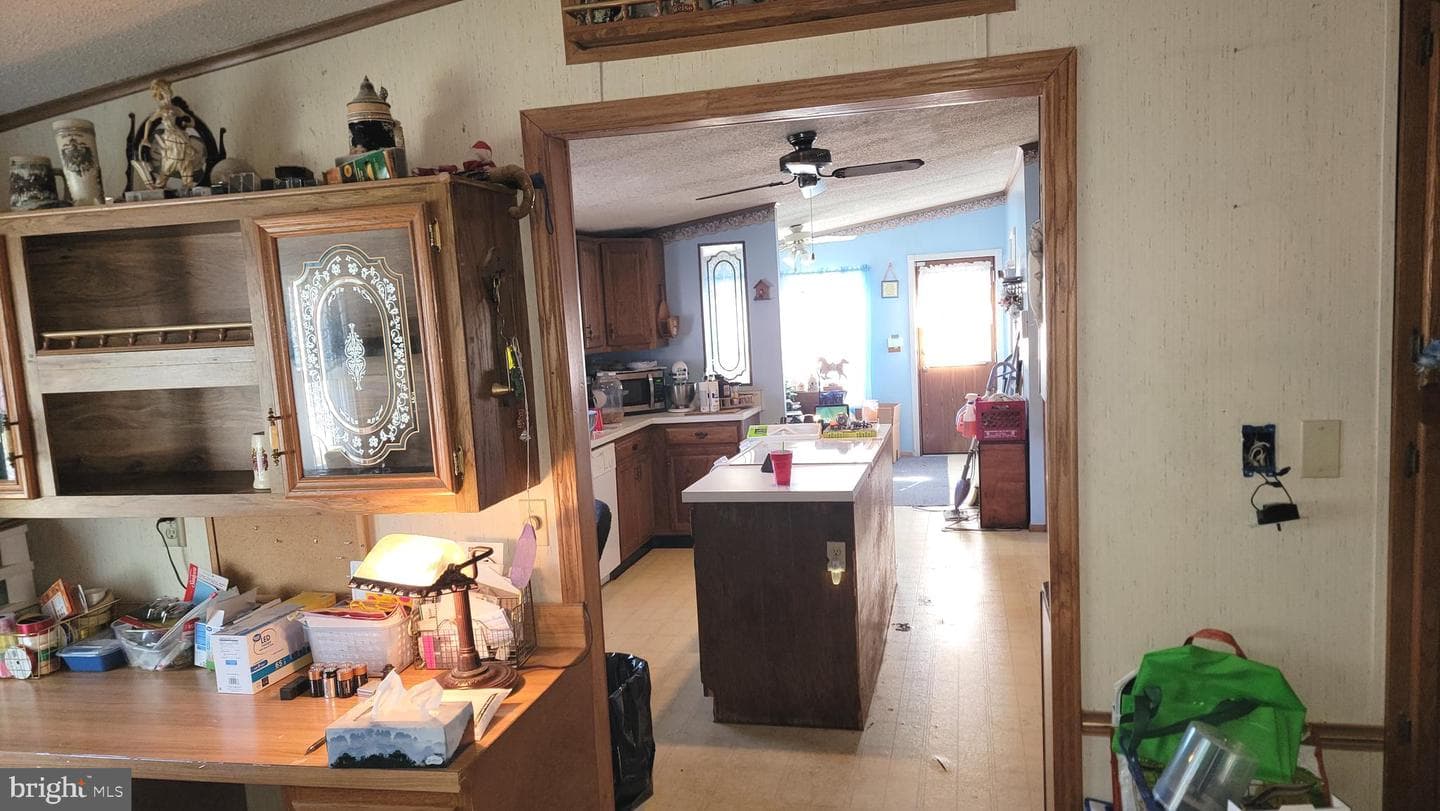 38 Tearose Dr photo 14