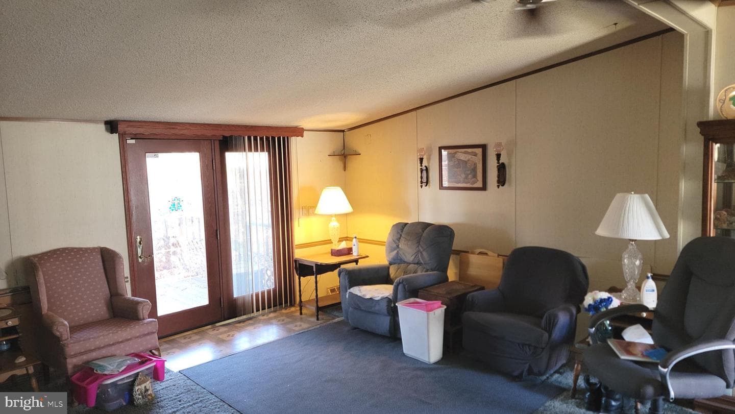 38 Tearose Dr photo 15
