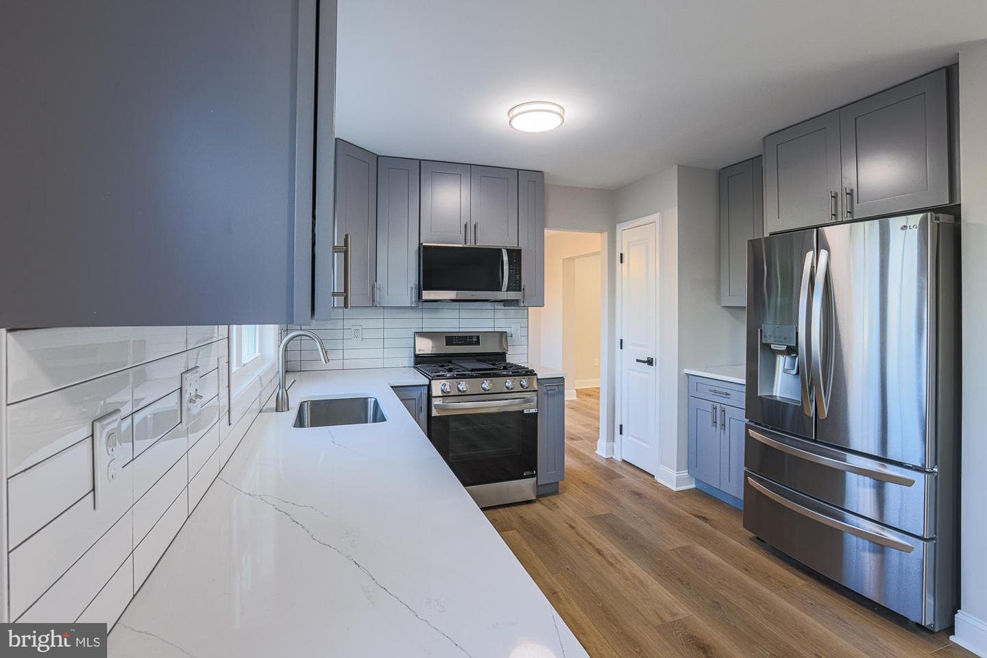 9804 Linden Hill Road photo 16