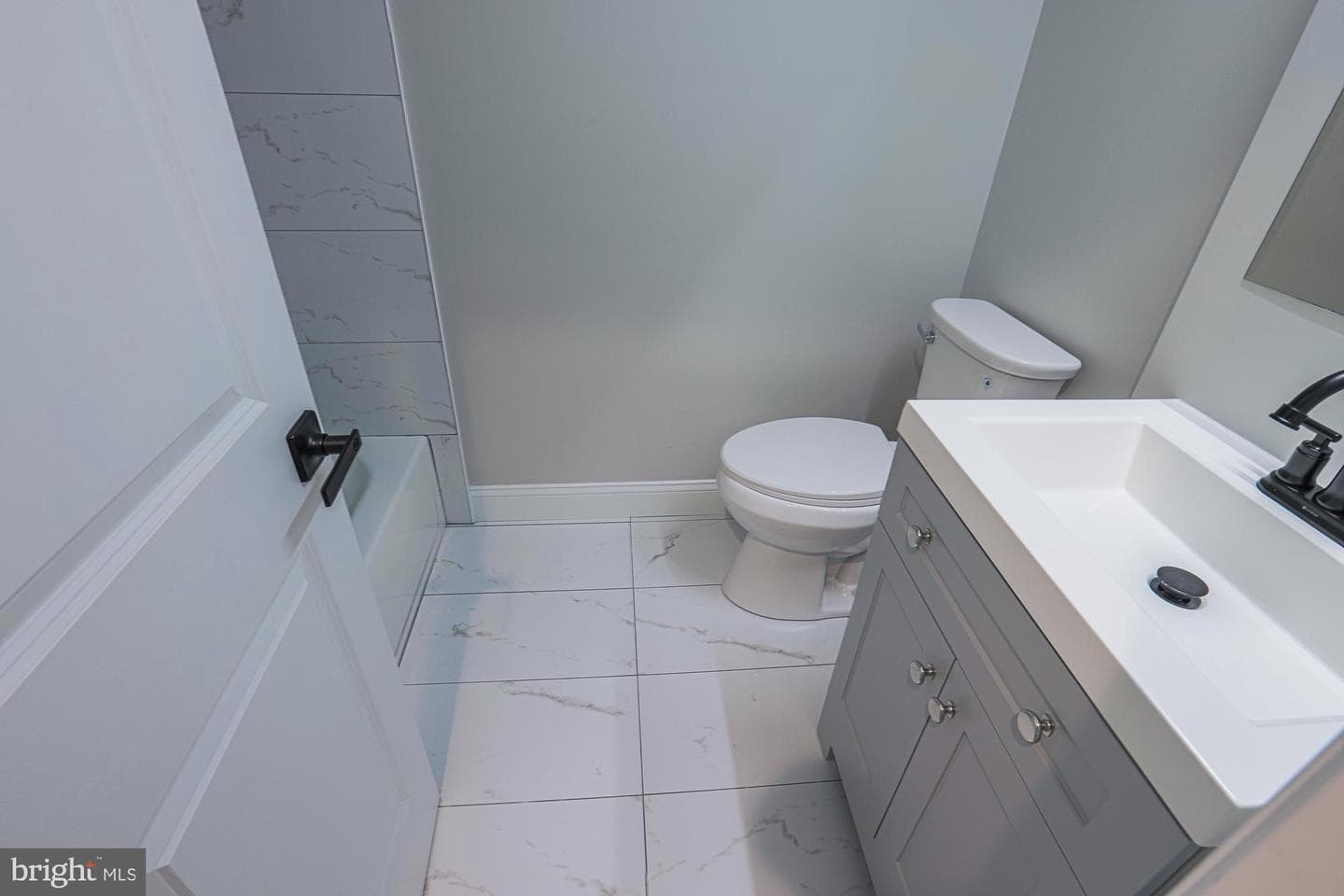 9804 Linden Hill Road photo 55