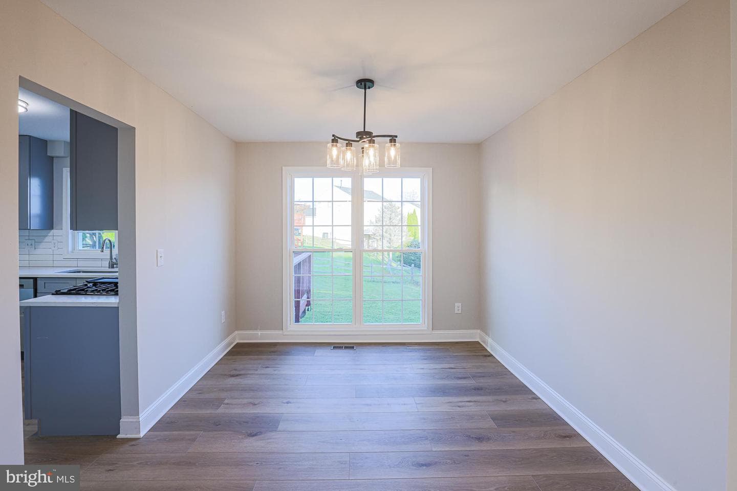 9804 Linden Hill Road photo 9
