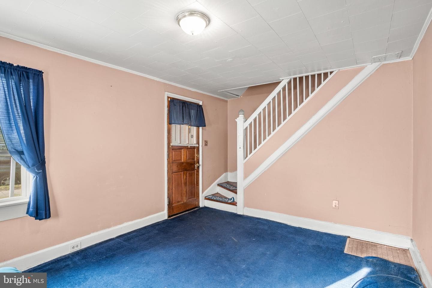 73 N Dundalk Avenue photo 3