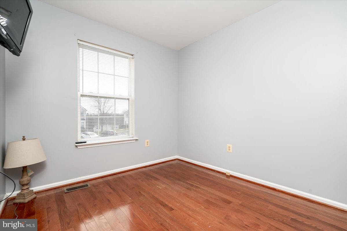2422 Sarum Court #2422 photo 19