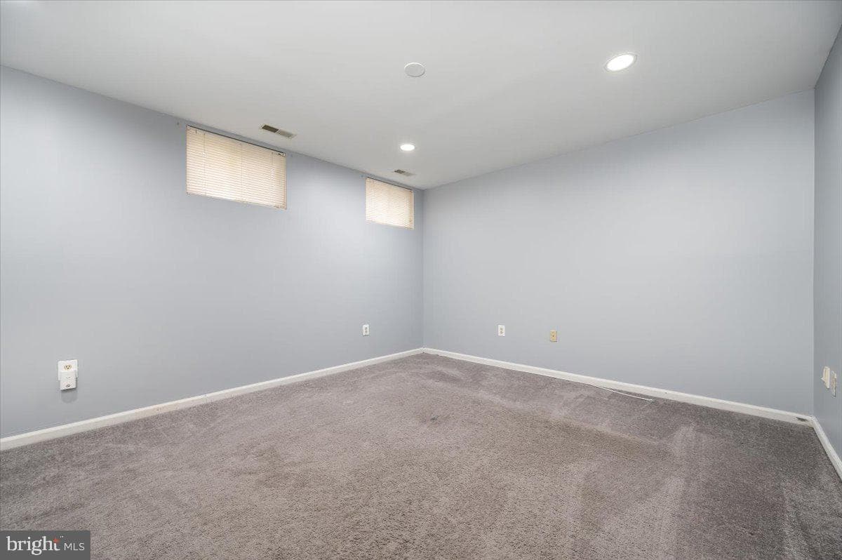 2422 Sarum Court #2422 photo 21