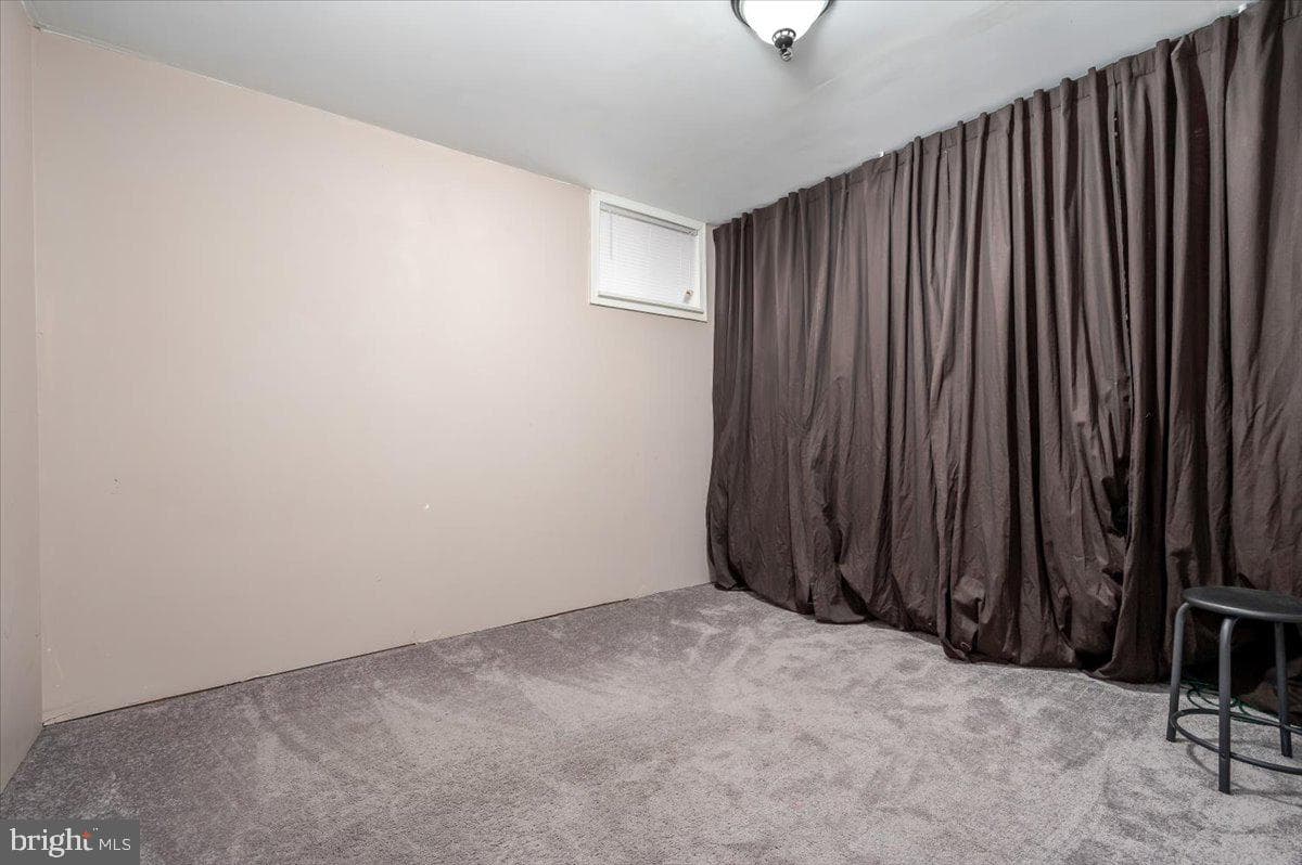 2422 Sarum Court #2422 photo 25