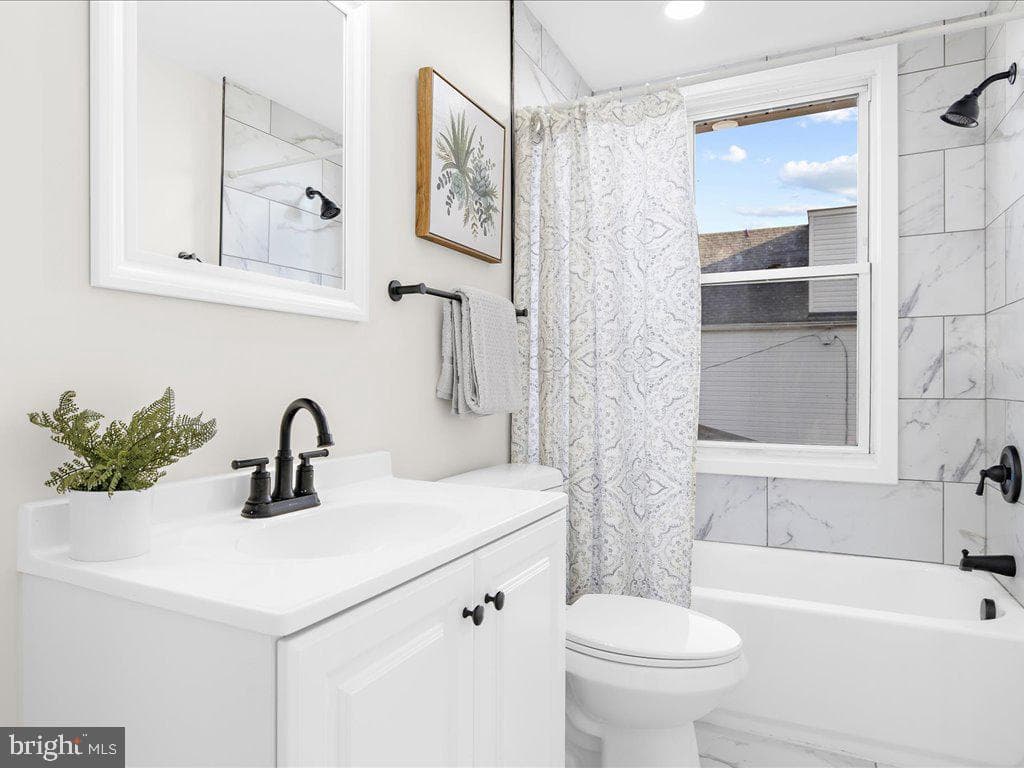 3116 N Rolling Road photo 22