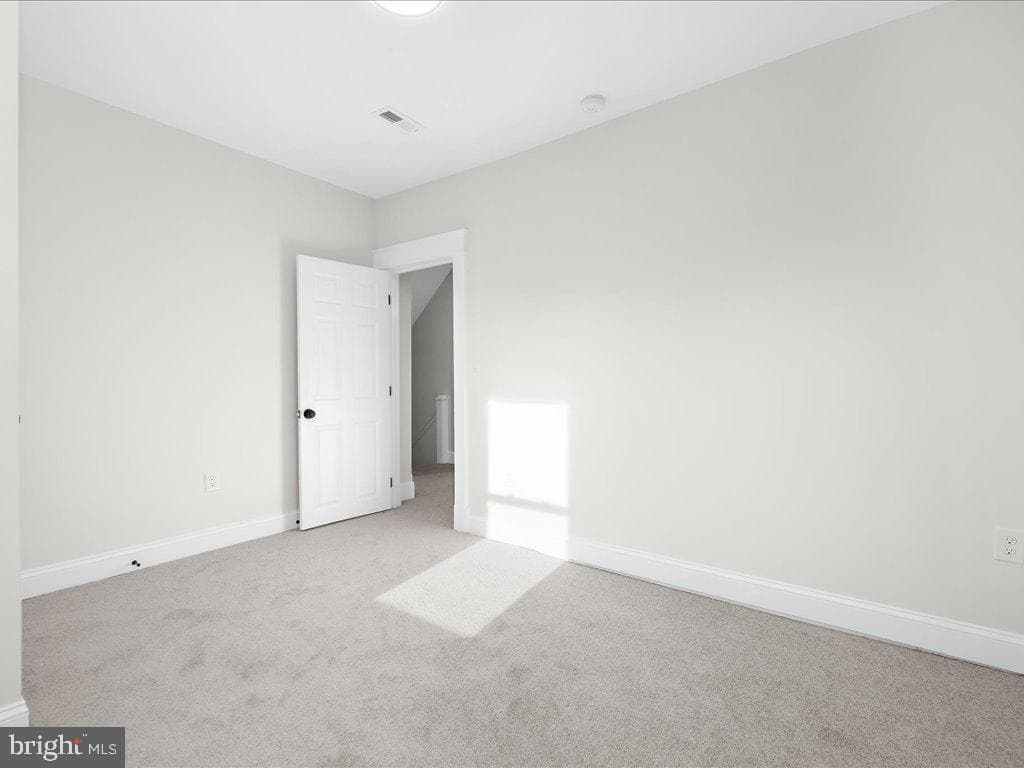3116 N Rolling Road photo 25