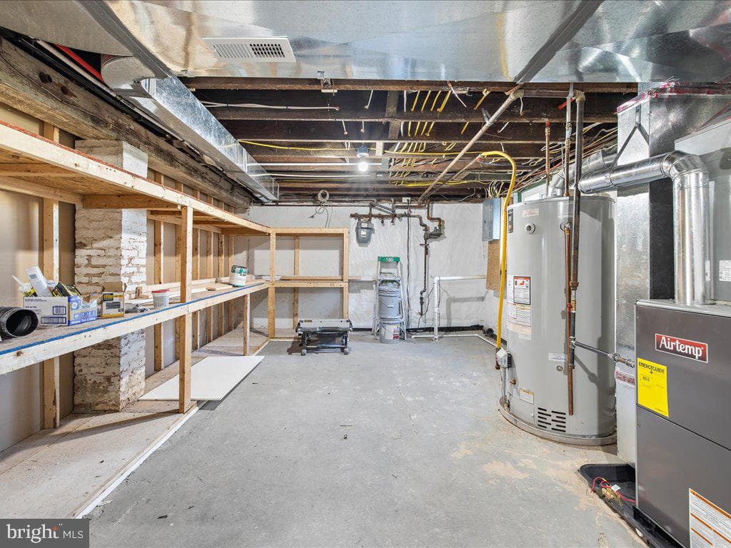 3116 N Rolling Road photo 39