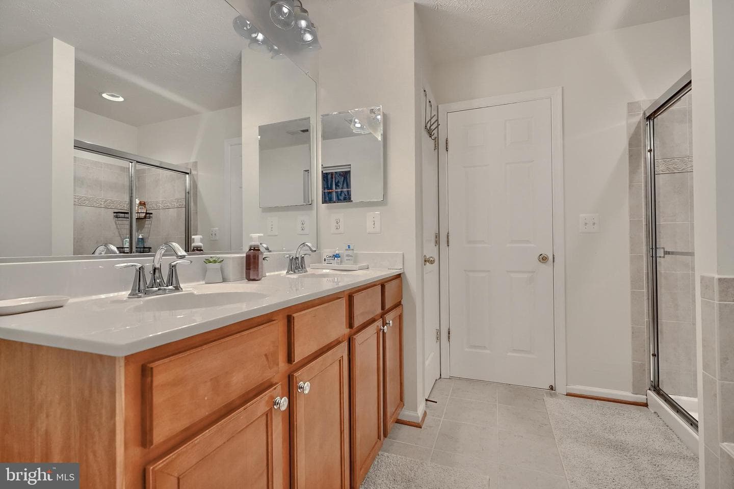 706 Nellis Rd photo 26