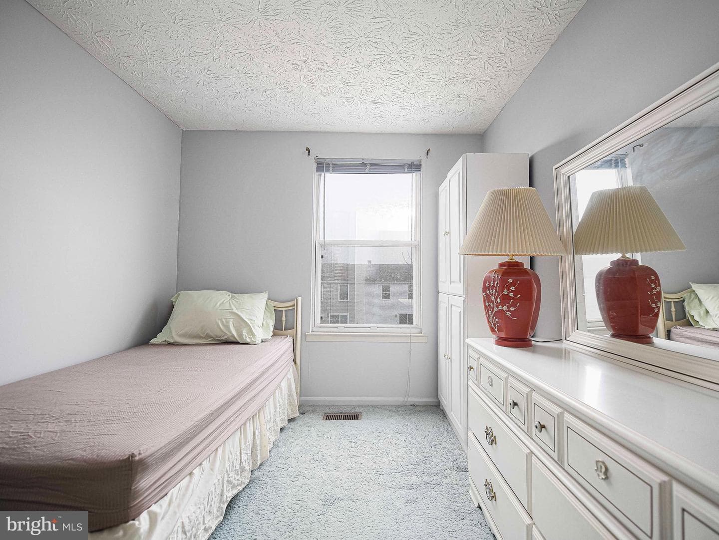 5 Camellia Court photo 18
