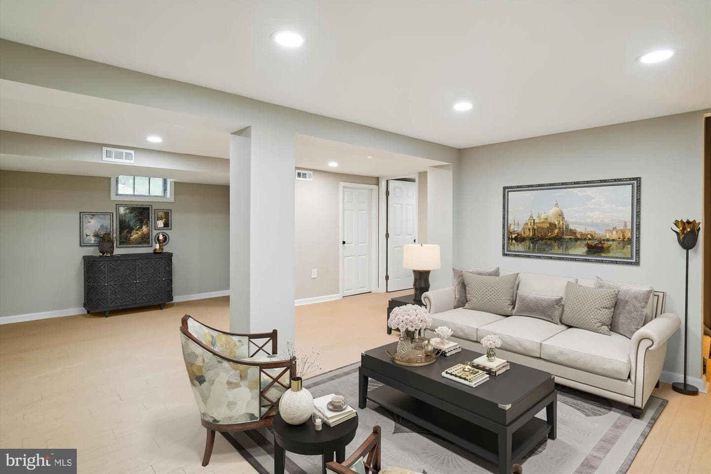 2518 Plainfield Road photo 13