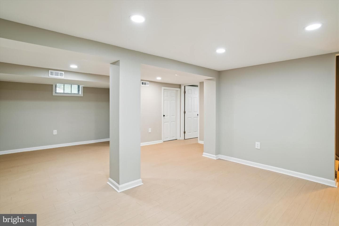 2518 Plainfield Road photo 14
