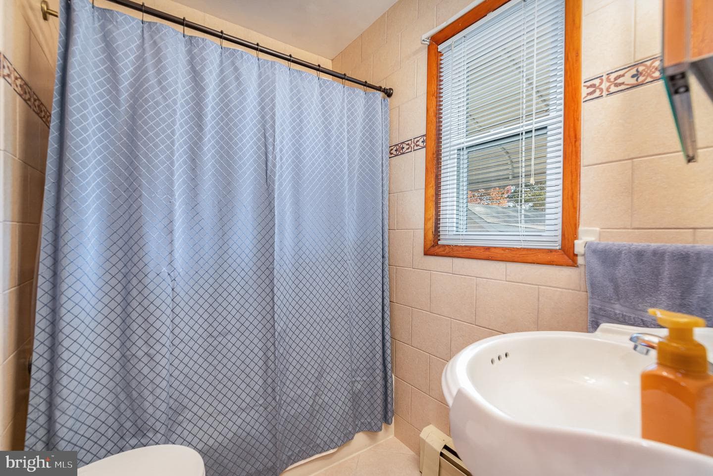 7319 Hughes Avenue photo 19