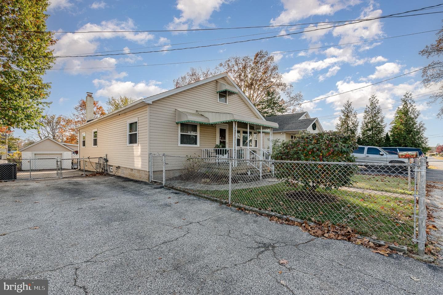 7319 Hughes Avenue photo 21