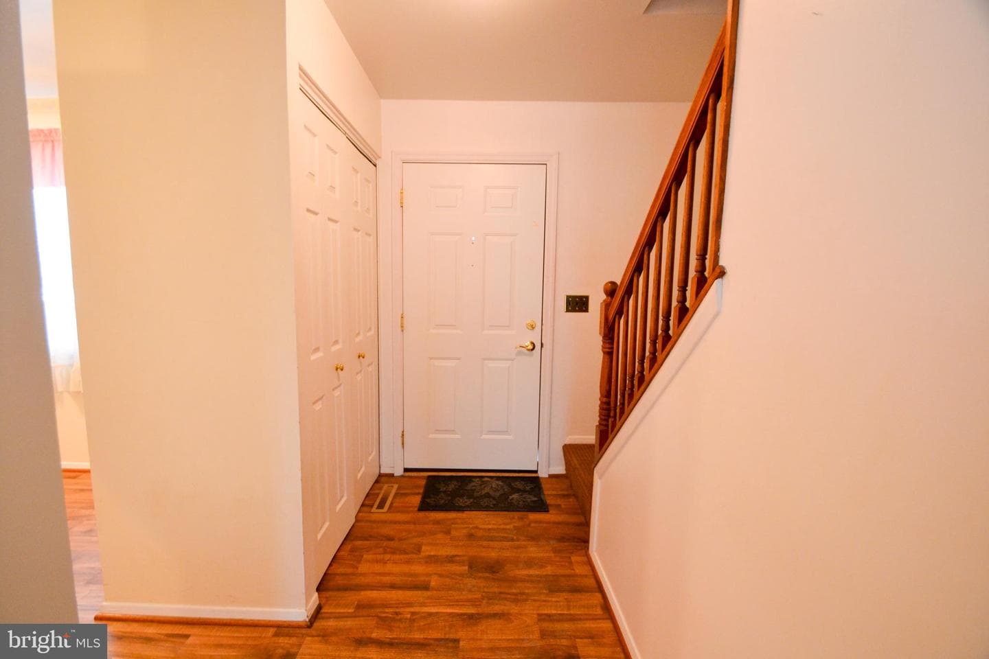 325 Town Green Way photo 2