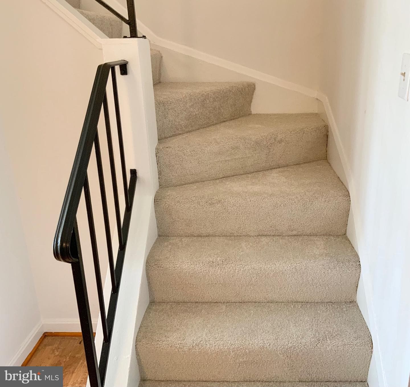 2023 E Wintergreen Pl Pl SE photo 3