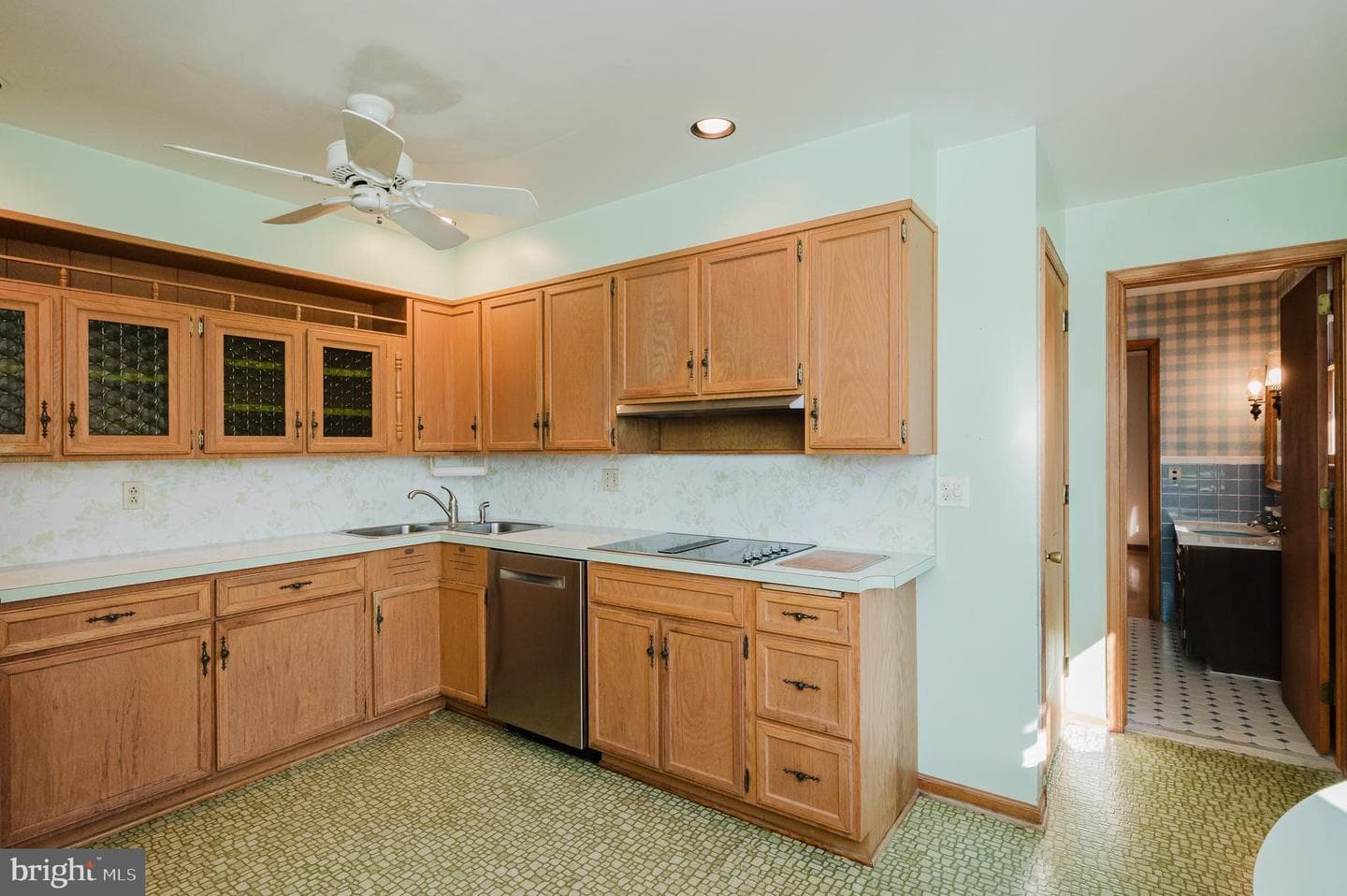 4008 Milldale Court photo 14