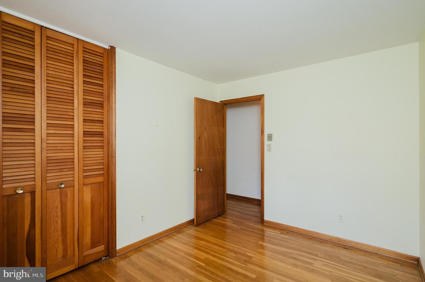 4008 Milldale Court photo 32