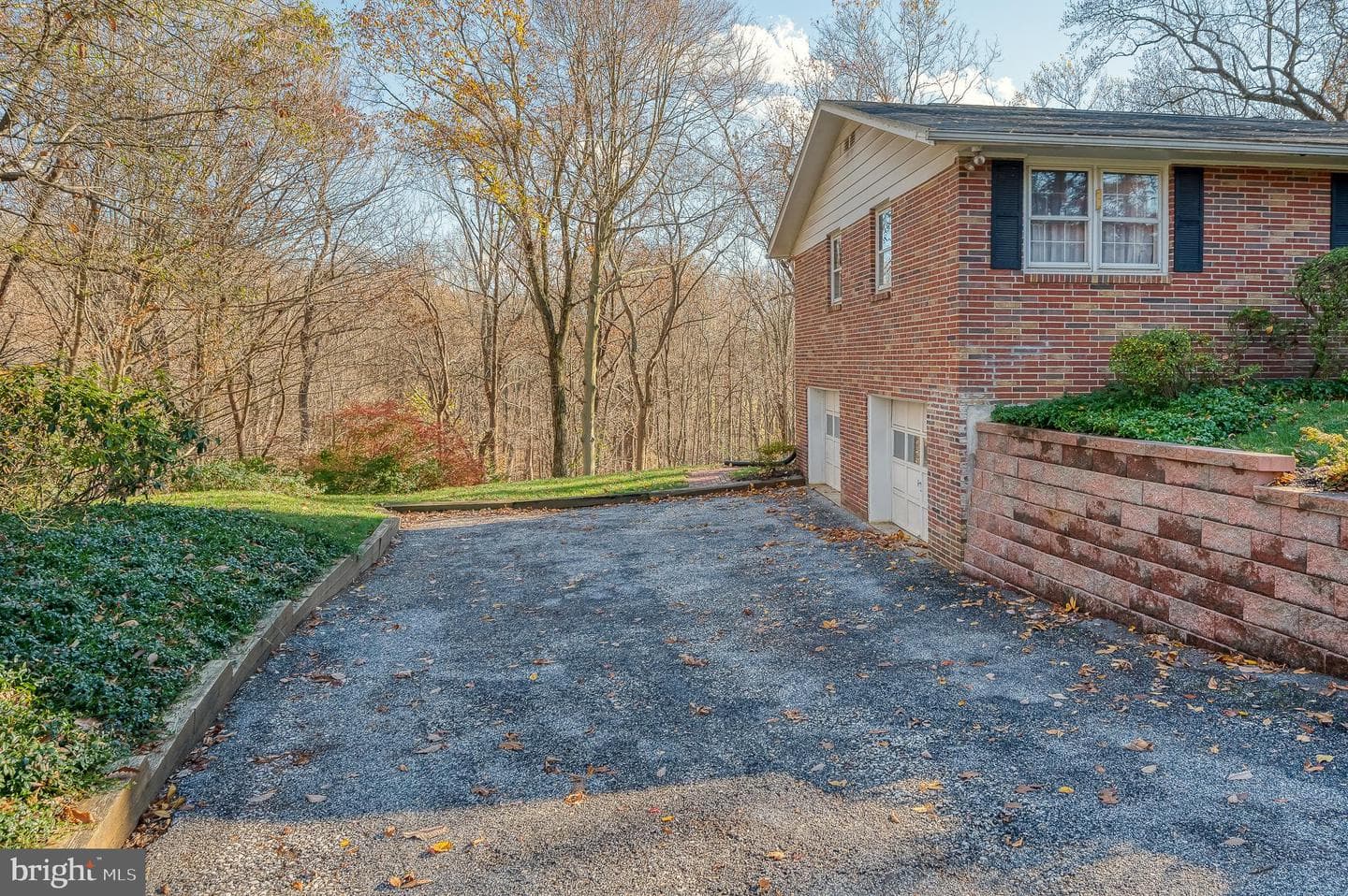 4008 Milldale Court photo 40