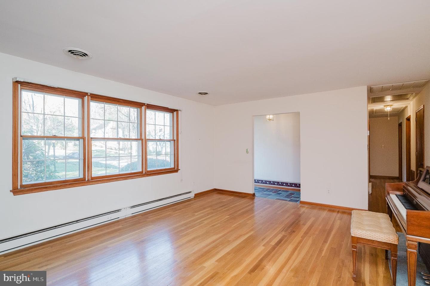 4008 Milldale Court photo 8