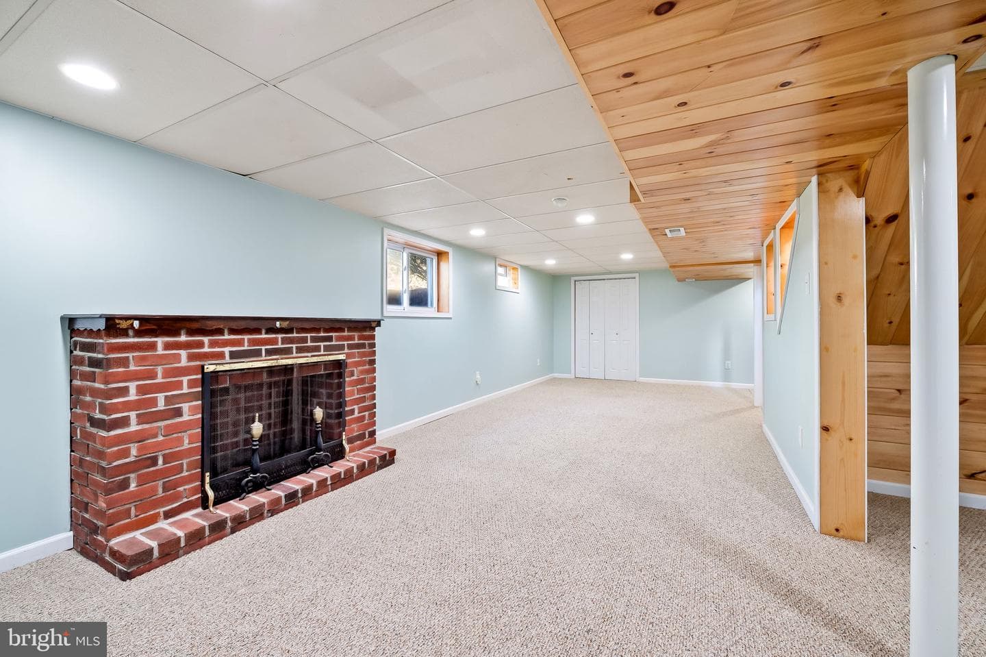 3408 Lambros photo 27