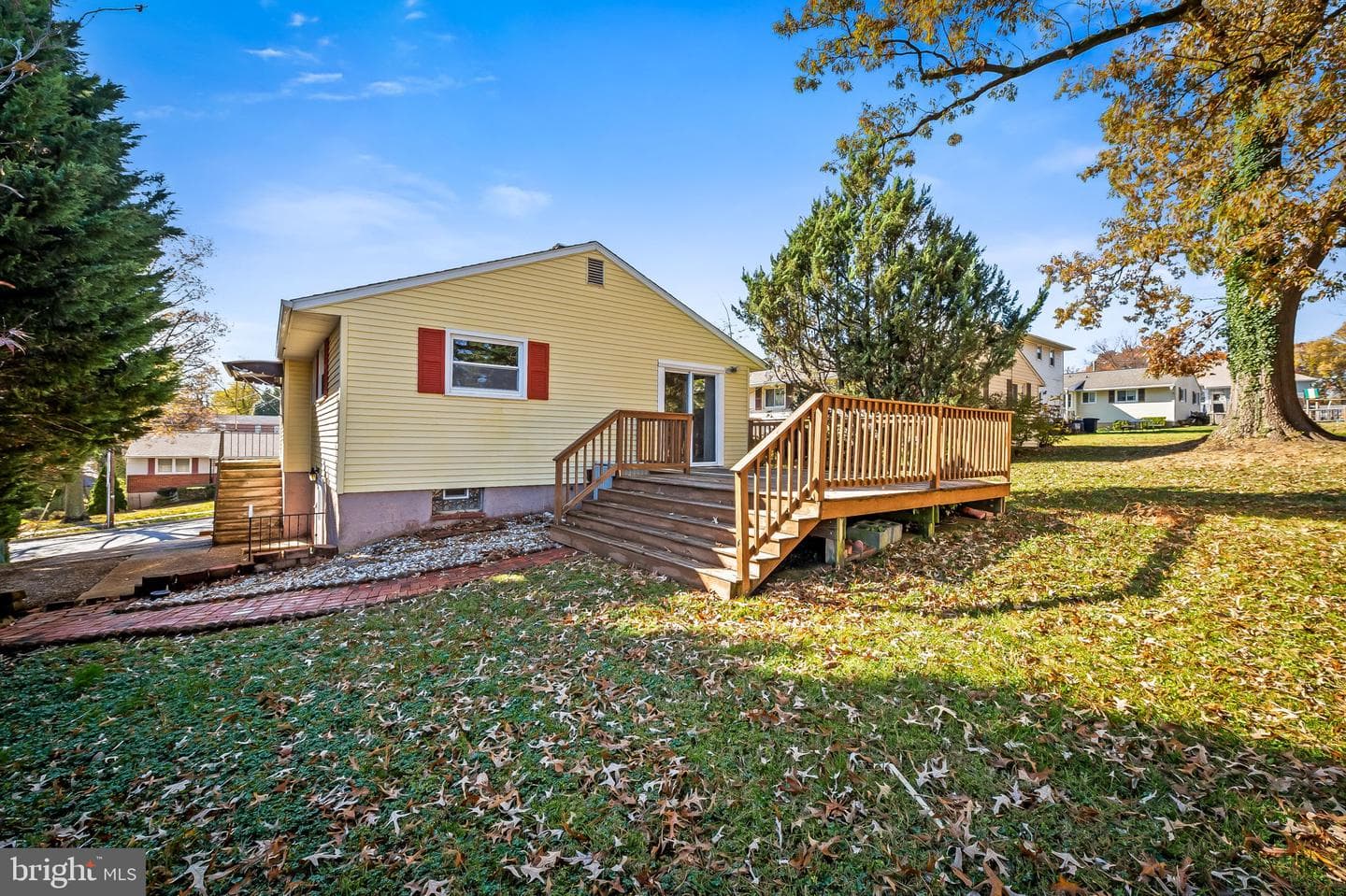 3408 Lambros photo 38