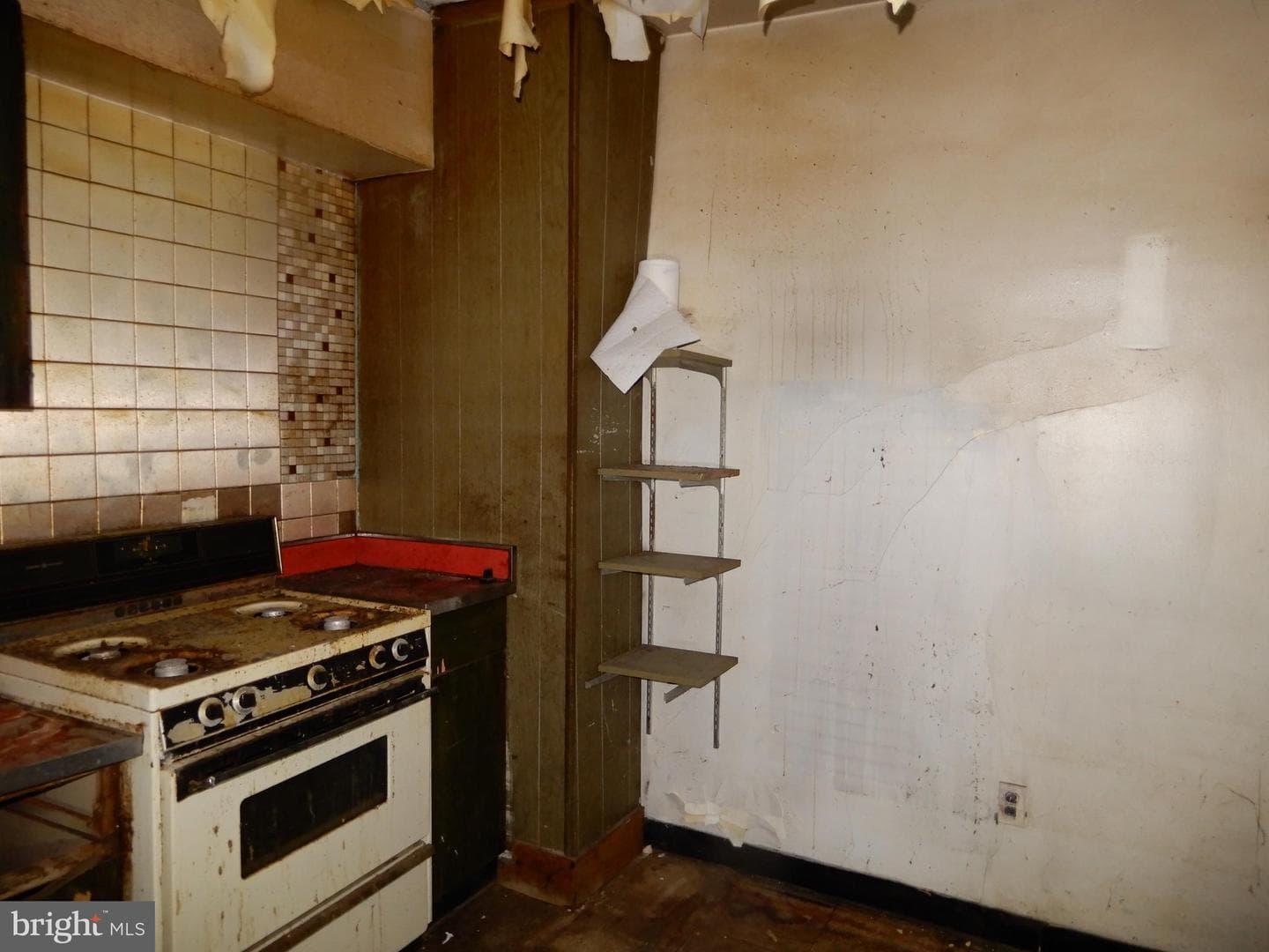 12009 Somerset Avenue photo 20